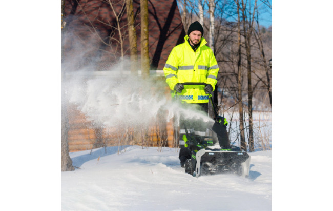 Снегоуборщик Greenworks 82SN22K5 82В (в комплекте АКБ 5А/ч + ЗУ)