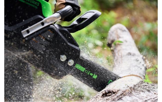 Пила цепная аккумуляторная Greenworks GD82CS51K5 82В (в комплекте АКБ 5А/ч + ЗУ)