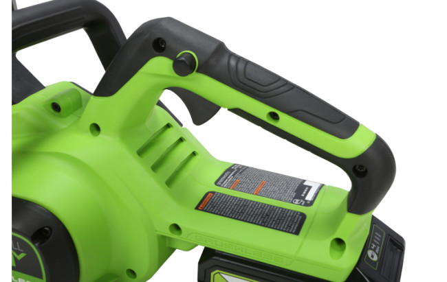 Пила цепная аккумуляторная Greenworks GD24CS30K4 24В (в комплекте АКБ 4А/ч + ЗУ)